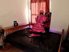 Sissy maids self bondage with violin and ballet boots