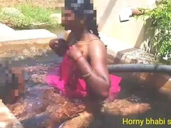 Tamil aunty bathing and fucking with uncle