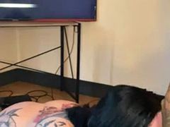 Latina BBW sucks BBC while he plays