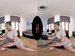 VirtualRealPorn.com - My naughty photoshoot