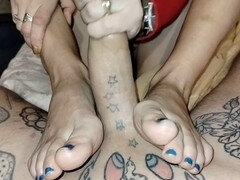 Amateur, Mamada, Corrida, Pies, Masturbacion con pies, Pajear, Casero, Esclavo