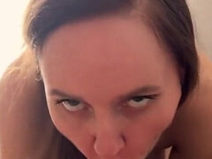 18 éves, Amatőr, Hatalmas hátsó, Cumizás, Pár, Édes, Házi készítésű, Tini