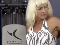 Anál, Kuřba, Stříkání spermatu, Na obličej, Babi, Dospělé, Svaly, Vyhublá