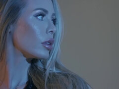 Banheiro, Peitos grandes, Boquete, Europeu, Facial, Marido, Lambendo, Tatuagem