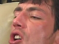 Μεγάλος πούτσος, Μεγάλα βυζιά, Πίπα, Χύσιμο, Γυμνός, Τρίο, Βυζιά