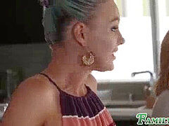 Kukk suging, Ansiktssperm, Tabu, Tattovering, Tenåring