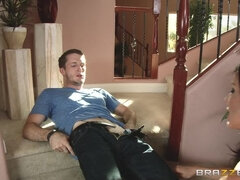 Gros seins, Brunette brune, Mère que j'aimerais baiser, Maman, Réalité, Épouse