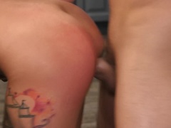 Πίπα, Σε στάση σκύλου στα τέσσερα, Φαγητό, Μαλλιαρός, Κουζίνα, Γλείψιμο, Φυσικά βυζιά, Μικρούλης