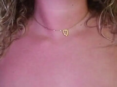 Amateur, Belle grosse femme bgf, Blonde, Humiliation, Mère que j'aimerais baiser, Seins naturels, Solo, Tabou