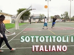 Arabci, Velike joške, Fafanje, Rjavolaska, Busty, Medrasni seks, Italijanka, Naravne joške