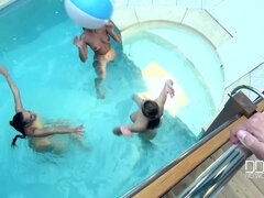 Kont, Badpak, Pijpbeurt, Sperma in mond, Tsjechisch, Biljart, Geschoren, Tiener