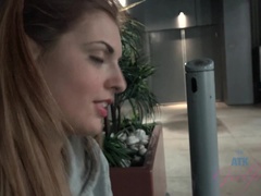 Fürdőszoba, Gesztenyebarna, Nagylány, Poharak, Nézőpont, Nuni, Leborotvált, Zoknik