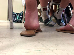 instructor and college girl Candid flip Flop soles
