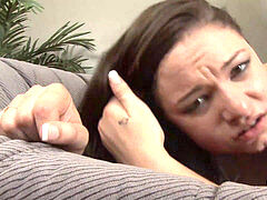 큰 음경, 흑인, 오랄섹스, 흑갈색 머리, 사정 샷, 목구멍이 막히는, 밀프