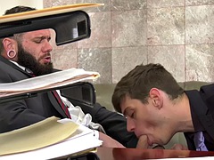 Chica, Mamada, Fetiche, Gay, Látex, Secretaria, Tatuaje, Trio