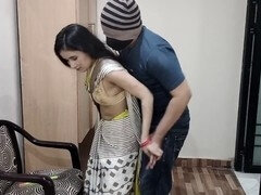 Bissexual, Casal, Falar palavrão, Feito em casa, Baixinhoa, Xoxota, Russoa, Meias finas