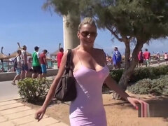 Χύσιμο, Στο πρόσωπο, Γερμανός, Γυμνιστής, Κάτω από τη φούστα