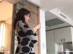 Duże cycki, Cycata, Masaż, Dojrzałe, Naturalne cycki, Solo, Cycki