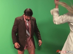 Lízaní zadků, Velké kozy, Kuřba, Prstění, Výprask, Pička, Realita, Tetování