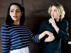 Kopalnica, Črnke, Fafanje, Dekle drka tiča, Hardcore, Medrasni seks, Koščena, Najstnice