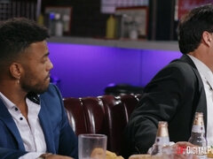 Tetas grandes, Morena, Engañando, Interracial, Besar, Lesbiana, Lamidas, Al aire libre