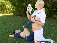 Fetiš, Fetiš nôh, Lesbické, Vonku, Pička, Vyholené, Obuv, Kozičky