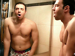 Priateľka, Masturbácia, Mamina, Orgazmus, Na verejnosti, Sólo, Hračky, Voyeur