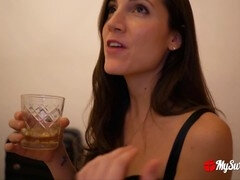 오랄섹스, 흑갈색 머리, 입에 사정, 드레스, 랑제리, 스타킹, 가슴으로 조이기