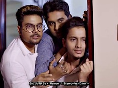 Peitos grandes, Indianoa, Mãe gostosa, Sexo grupal a três