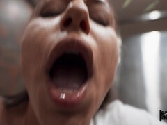 Brunetta, Hardcore, Punto di vista pov, Figa, Cavalcando, Rasata