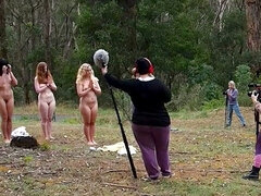 Gros seins, Fétiche, Hd, Lesbienne, Naturelle, Fête, Public, Adolescente