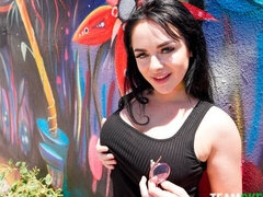 Ερασιτέχνης, Μεγάλος πούτσος, Πίπα, Μελαχροινή, Ευέλικτη, Μαλακία, Γλείψιμο, Αυνανισμός