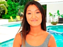 Asiat, Røv, Stor røv, Pik sutte, Brunette, Teenager, Bryster