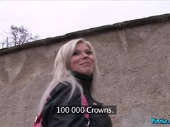 Leie, Bad, Blondine, Vollbusig, Betrug, Im freien, Pov, Öffentlich