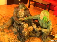 Svart, Blondin, Klackar, Hemmagjord, Läder, Porrstjärnor, Våt, Brottning