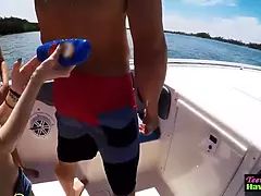 18 años, Amateur, Estilo perrito, Corridas faciales, Hd, Al aire libre, Fiesta, Realidad