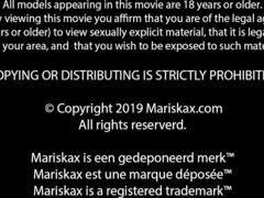 Поза 69, Большие сиськи, Бикини, Латиноамериканки, Милф, На природе, Бассейн, Сиськи