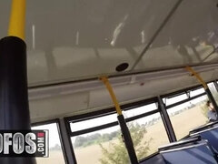 18, Velika rit, Fafanje, Britanke, Kurac, Resničnost, Rdečelaska, Najstnice