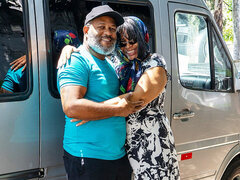 Anaali, Perseestä suuhun, Iso kaunis nainen, Bussi, Pulska, Silmälasit, Vanhempi