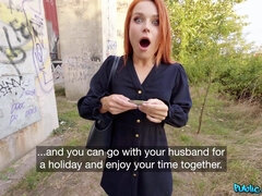 Bekleidet, Französisch, Hardcore, Im freien, Muschi, Rotschopf, Strümpfe