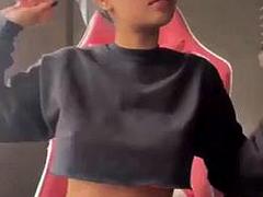 Watch does anyone know her name? live - Babe, Live, Amateur Porn