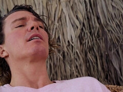 Rit, Spalnica, Velik kurac, Busty, Erotično, Medrasni seks, Naravne joške, Tetovaže