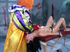 Πίπα, Στο πρόσωπο, Μασάζ