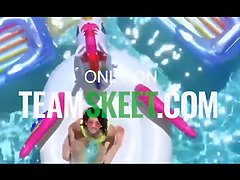 Grote mammen, Pijpbeurt, Sperma, Diep in de keel, Hd, Taboe, Tiener