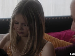 Blondína, Brunetka, Hardcore, Prírodné, Prirodzené prsia, Drobunké, Natvrdo, Teenka