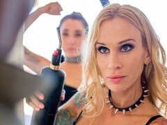 Μεγάλος πούτσος, Μεγάλα βυζιά, Πίπα, Σε στάση σκύλου στα τέσσερα, Διαφυλετικό, Ώριμη γυναίκα, Κοκκαλιάρης, Έφηβος