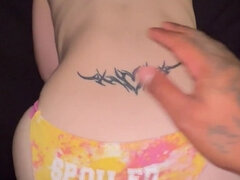 18, Iso perse, Isä, Sekarotuinen, Pikkarit, Näkökulma pov, Teini