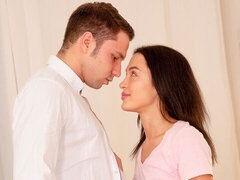 Anal, Røv, Pik sutte, Brunette, Kysse, Slikning, Fisse, Tatovering