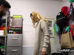 Amatéři, Velké kozy, Kuřba, Milf žcbp, Kancelář, Policie, Pička, Realita