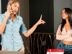 Erstaunlich, Arsch, Blondine, Fingern, Küssen, Lecken, Milf, Muschi